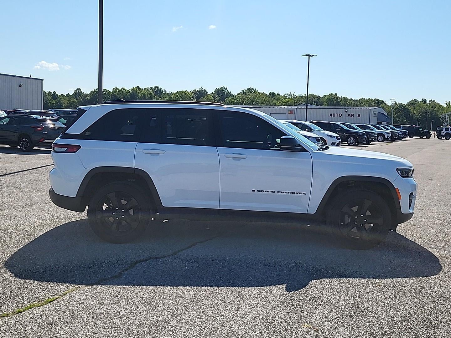 2023 Jeep Grand Cherokee Altitude