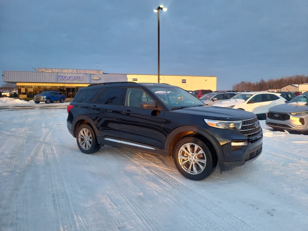 2023 Ford Explorer XLT