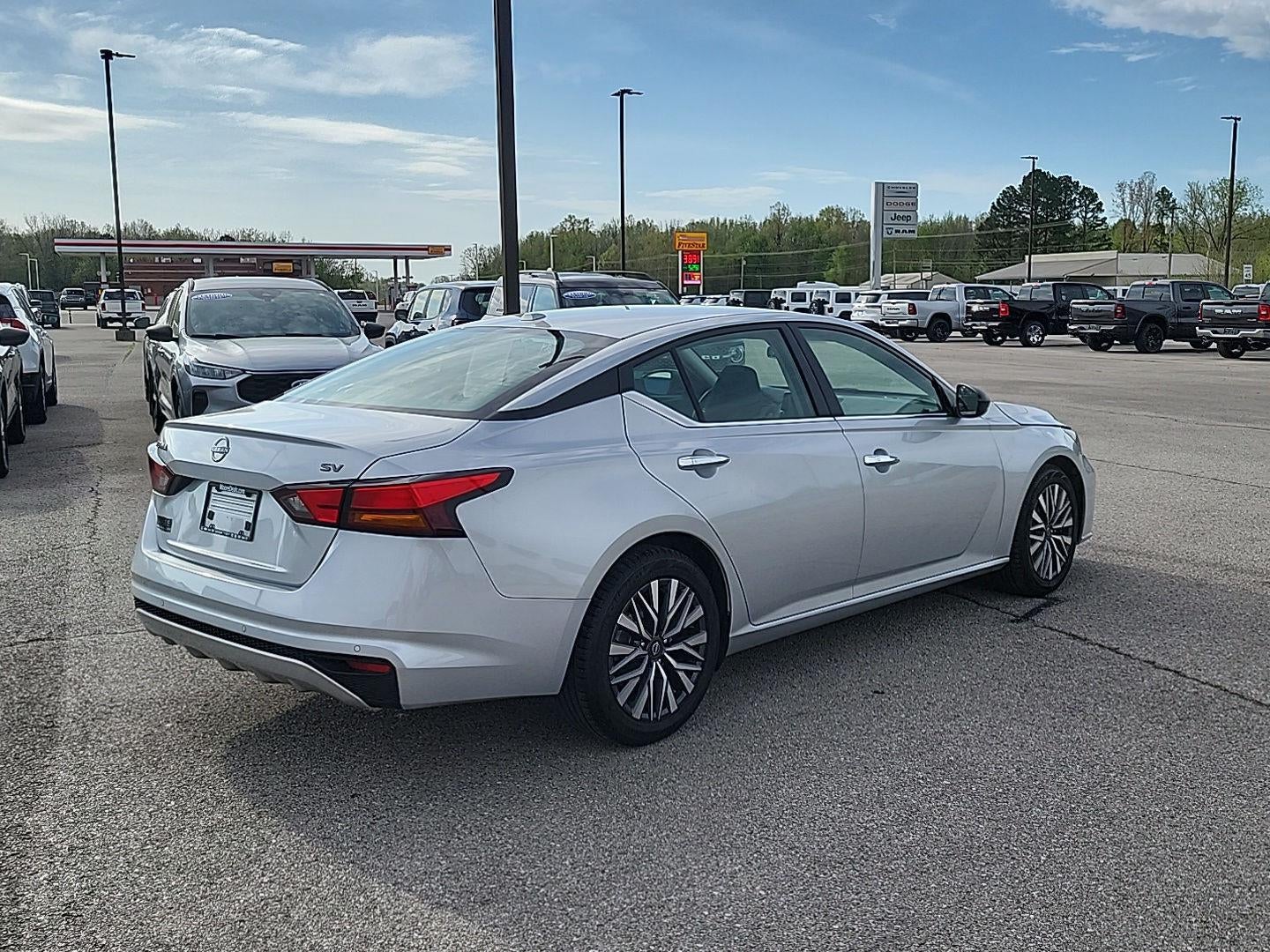 2024 Nissan Altima 2.5 SV