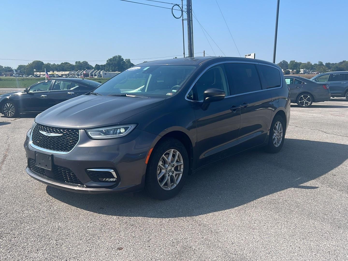 2023 Chrysler Pacifica Touring L