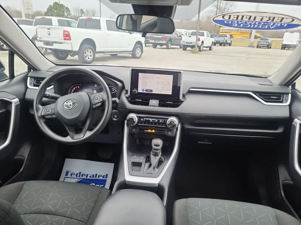 2024 Toyota RAV4 XLE