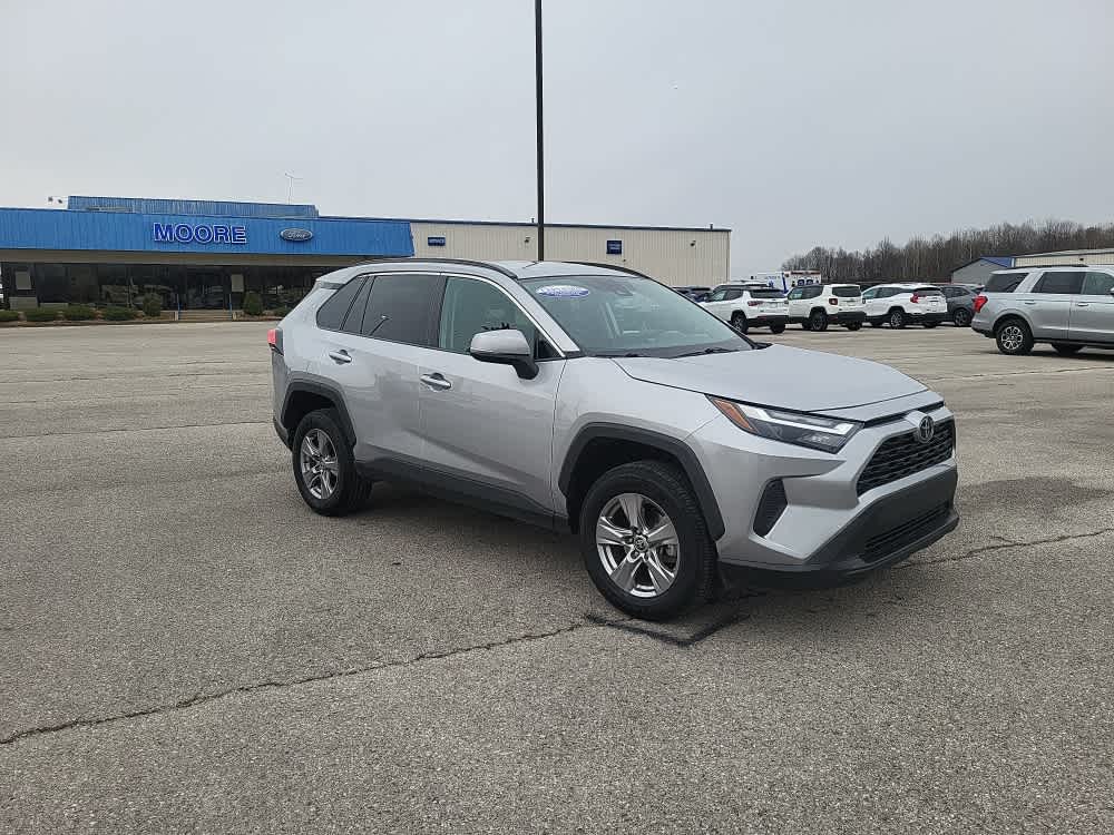 2024 Toyota RAV4 XLE