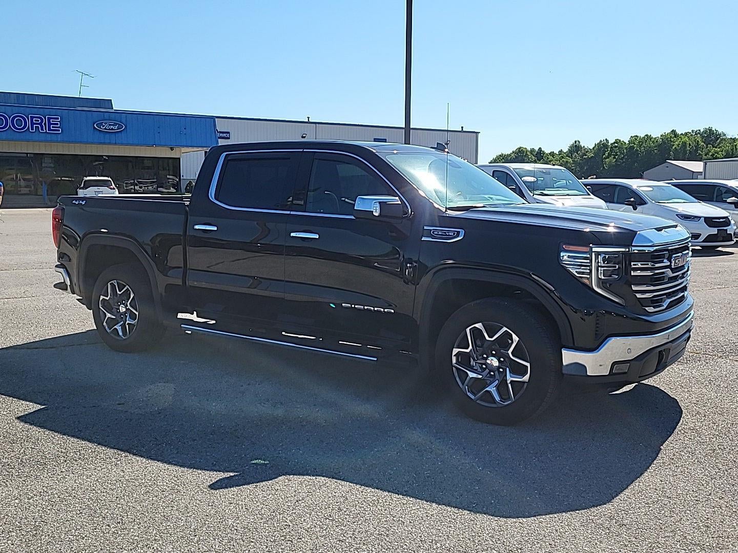 2024 GMC SIERRA 1500 SLT