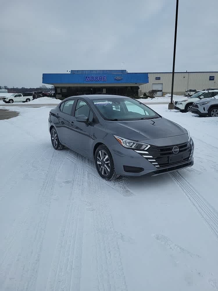 2023 Nissan Versa SV