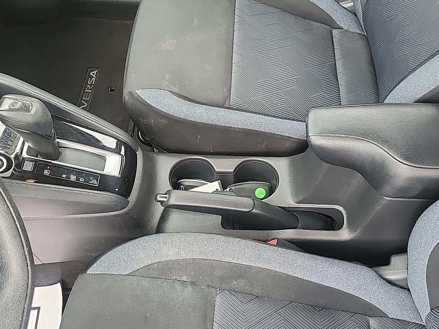 2024 Nissan Versa SV