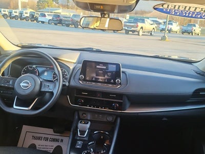 2024 Nissan Rogue SV