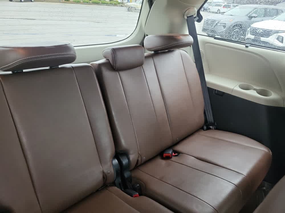 2016 Toyota Sienna Ltd Premium