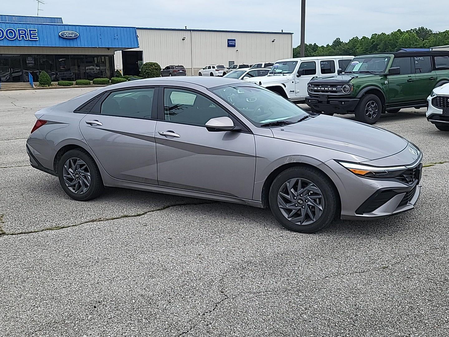 2024 Hyundai Elantra SEL