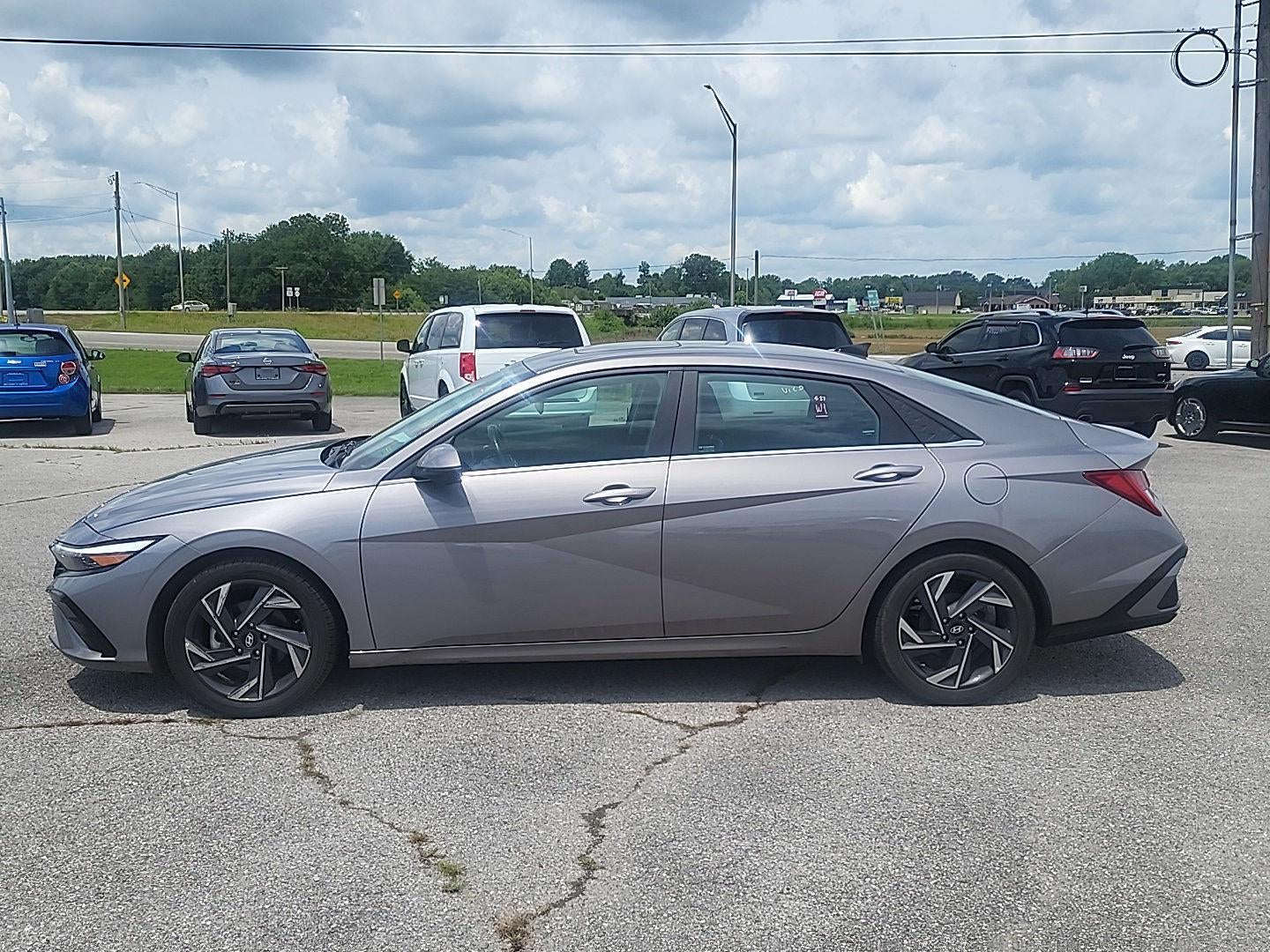 2024 Hyundai ELANTRA LIMITED