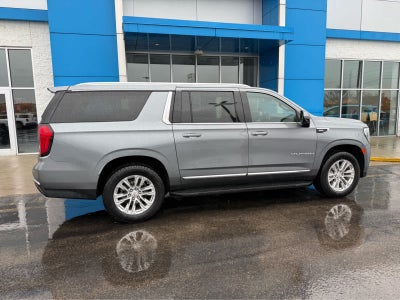 2022 GMC Yukon XL SLT