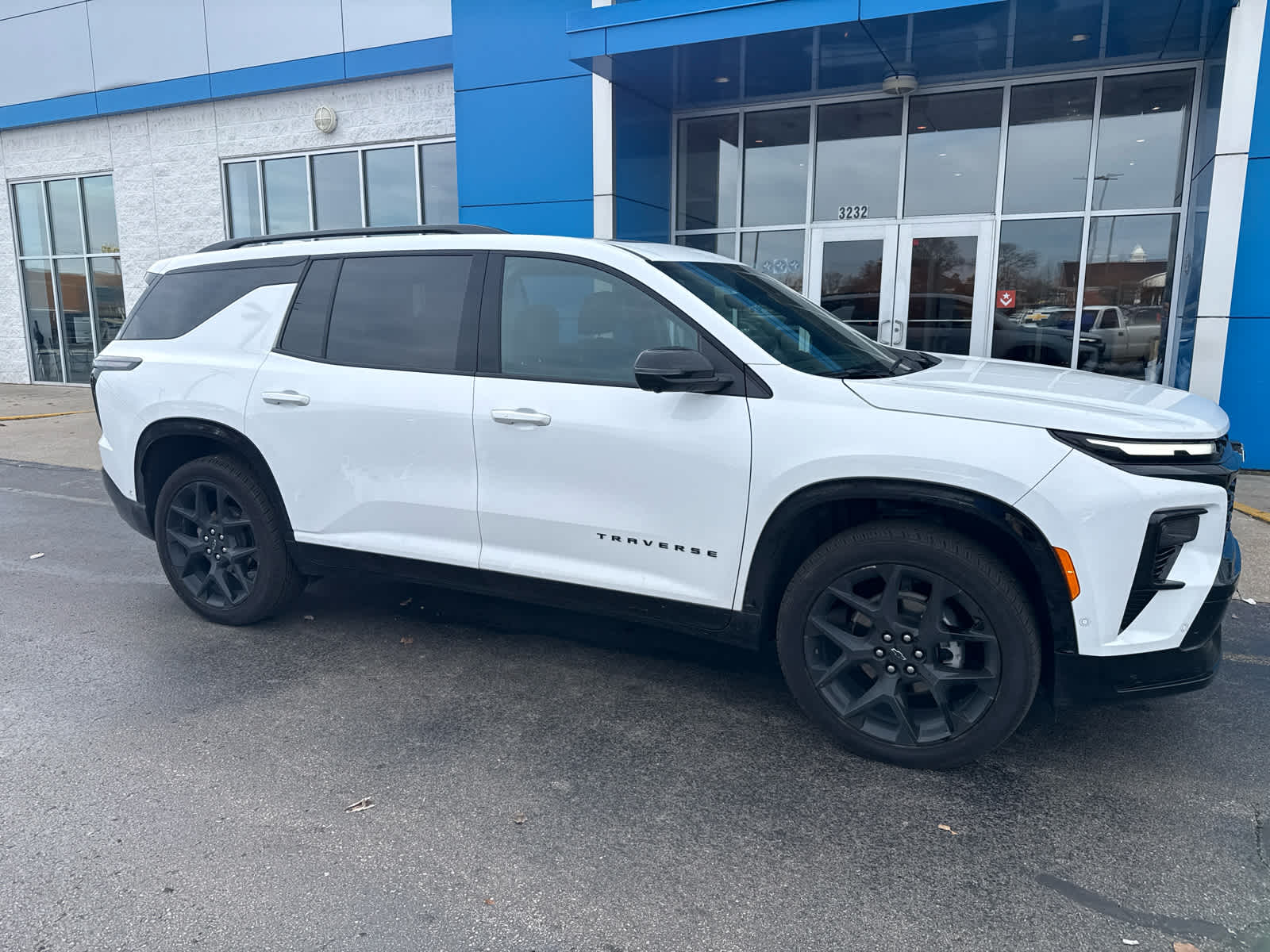 2024 Chevrolet Traverse AWD RS