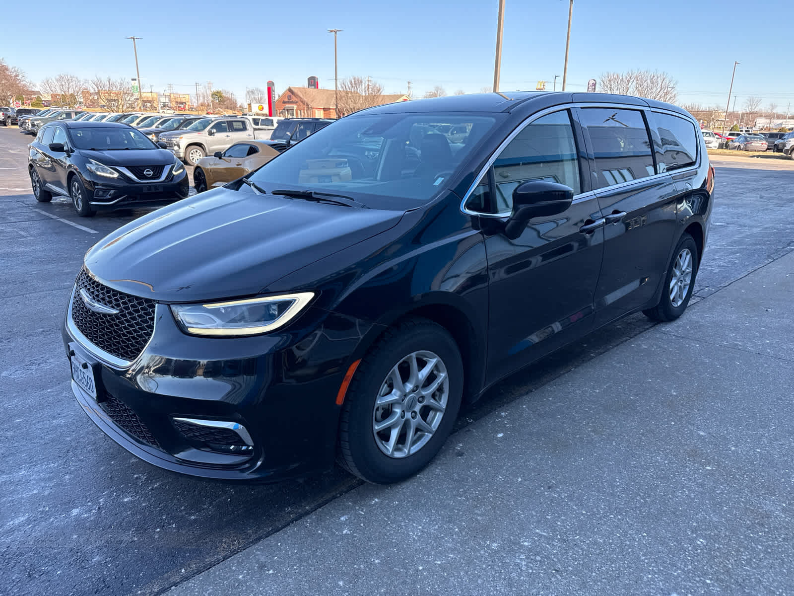 2023 Chrysler Pacifica Touring L