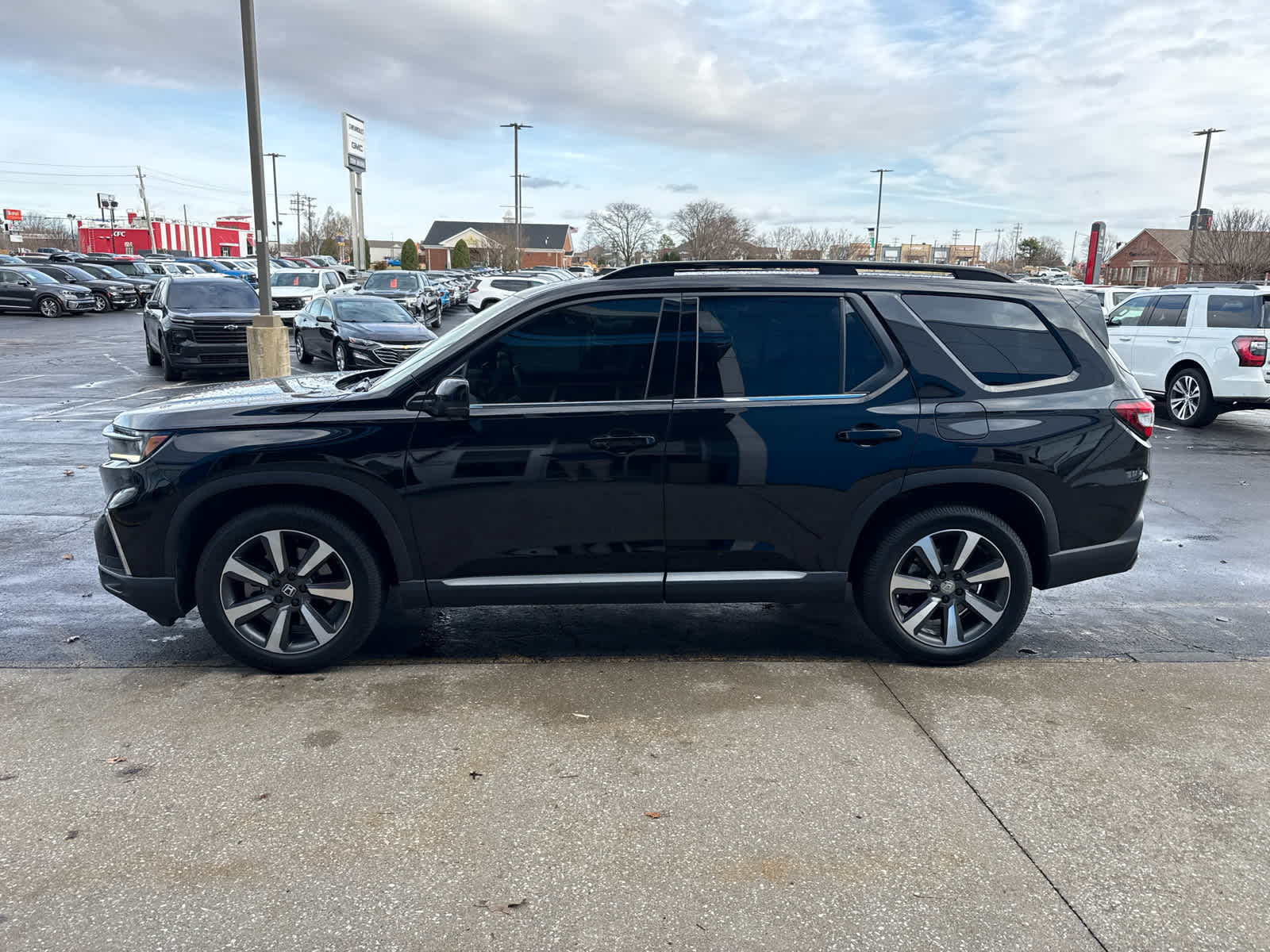 2023 Honda Pilot Touring