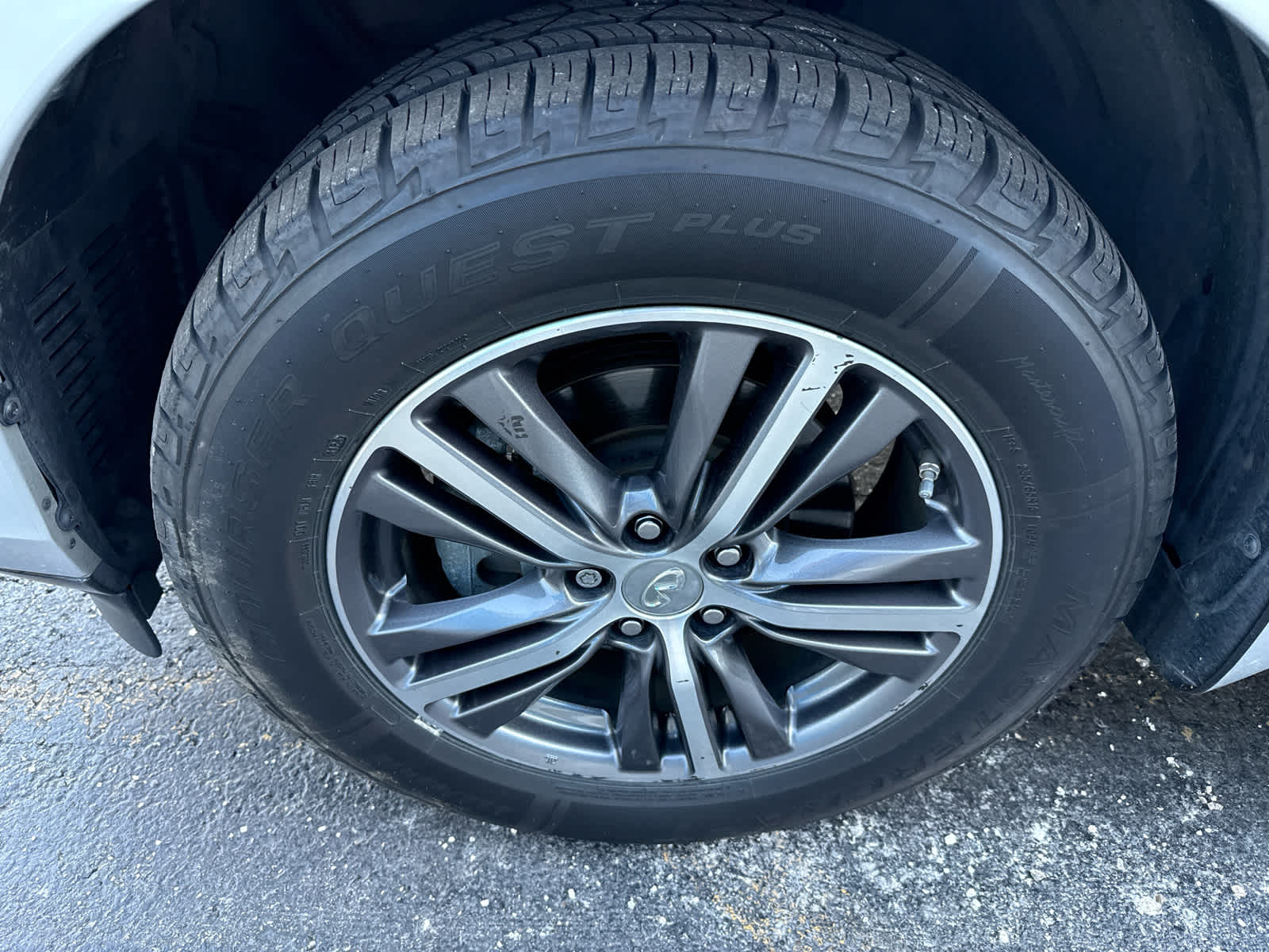 2018 INFINITI QX60 Base