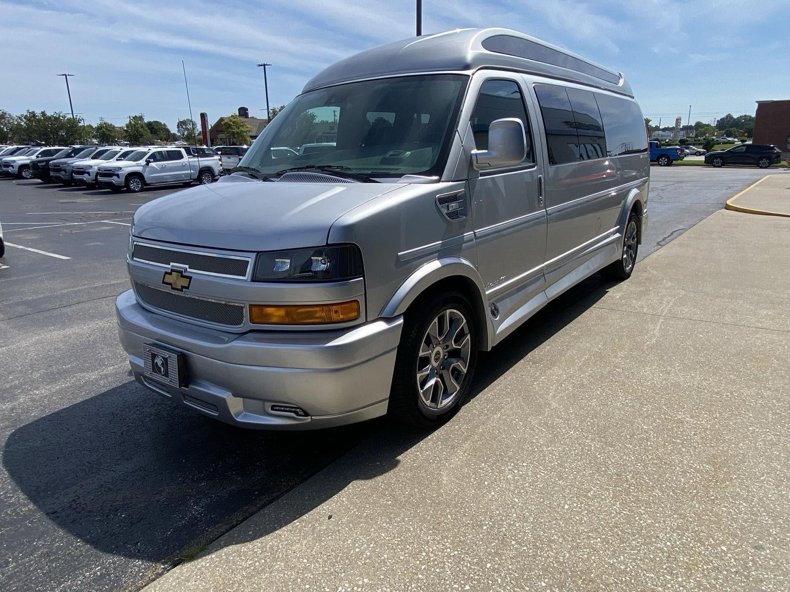 2026 Chevrolet Express Cargo WT