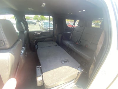 2025 Chevrolet Suburban LT