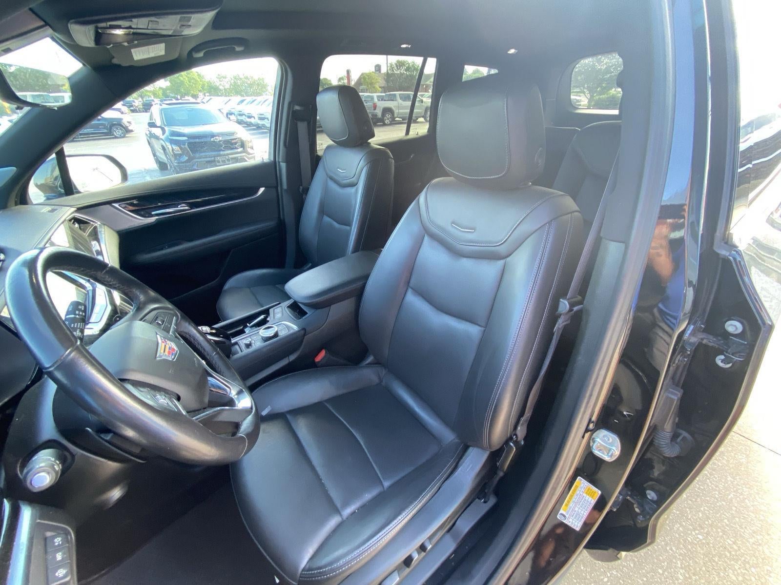 2024 Cadillac XT6 Premium Luxury