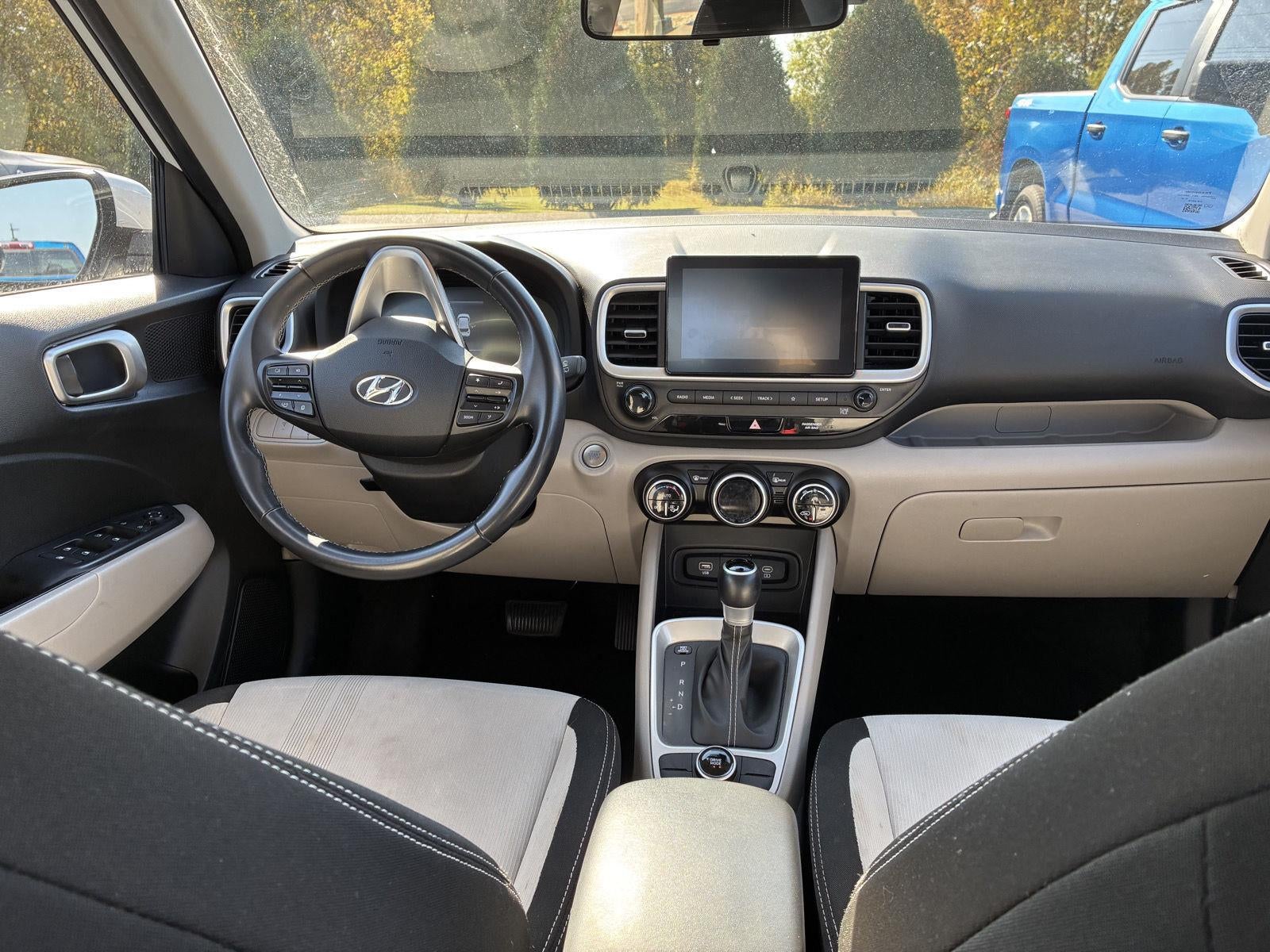 2025 Hyundai Venue SEL