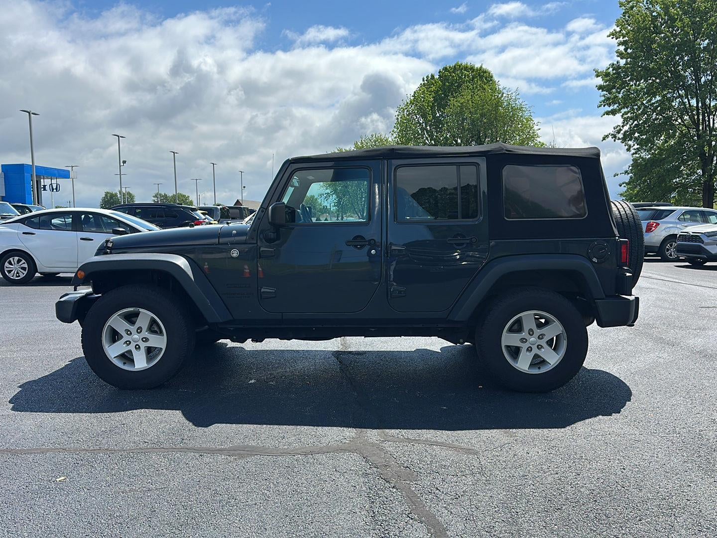 2016 Jeep Wrangler Unlimited Sport