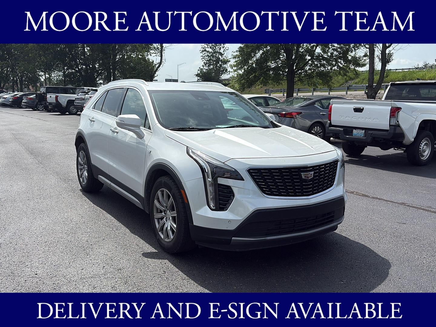 2023 Cadillac XT4 FWD Premium Luxury
