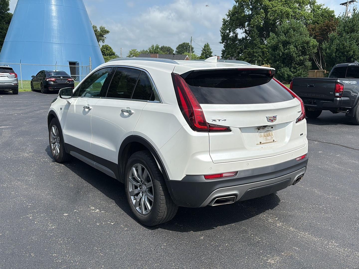 2023 Cadillac XT4 FWD Premium Luxury