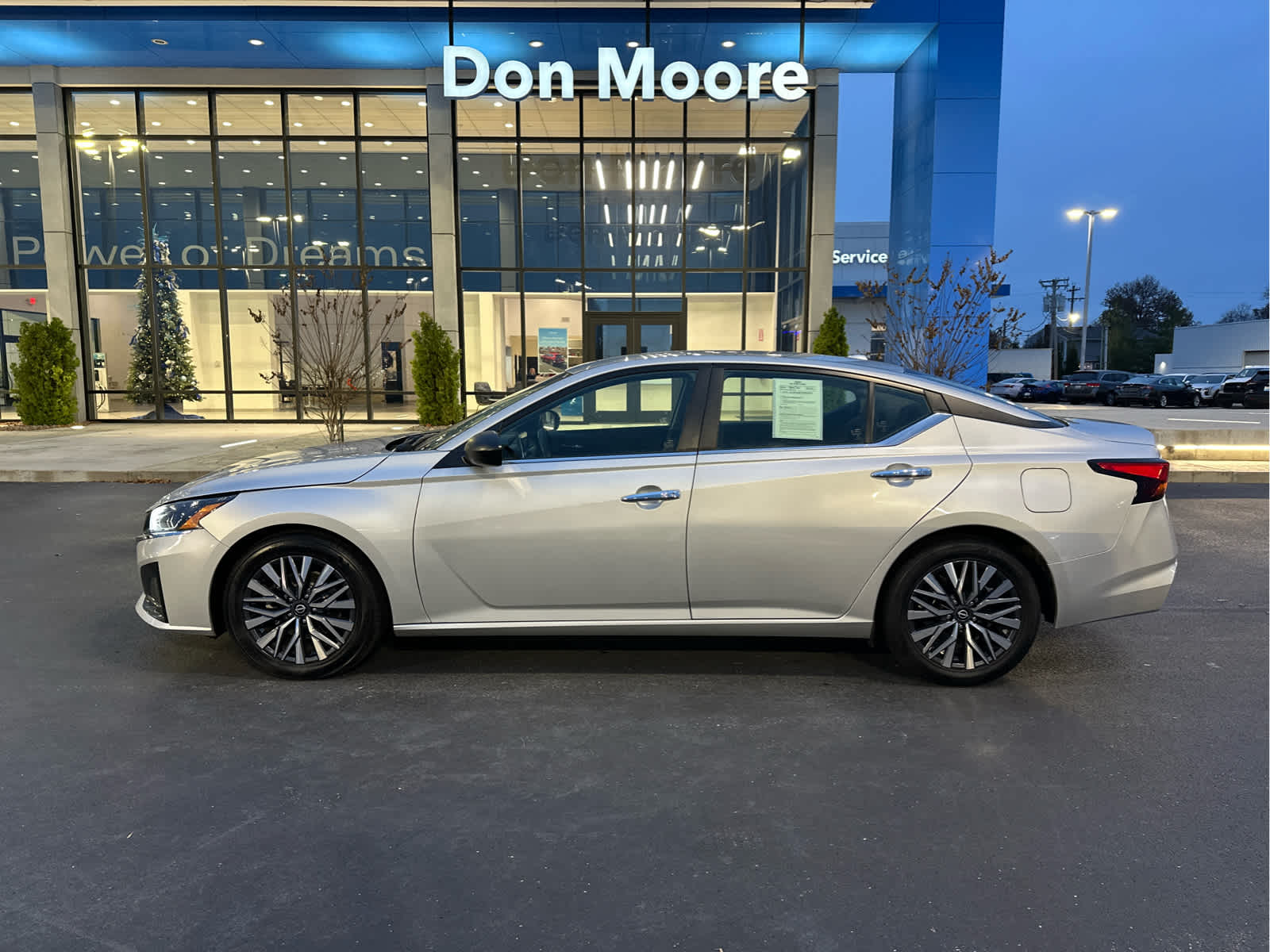 2024 Nissan Altima 2.5 SV