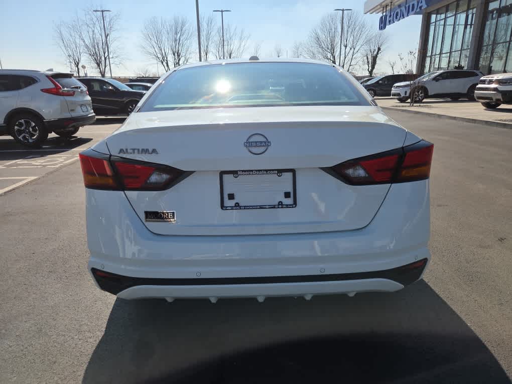 2025 Nissan Altima SV