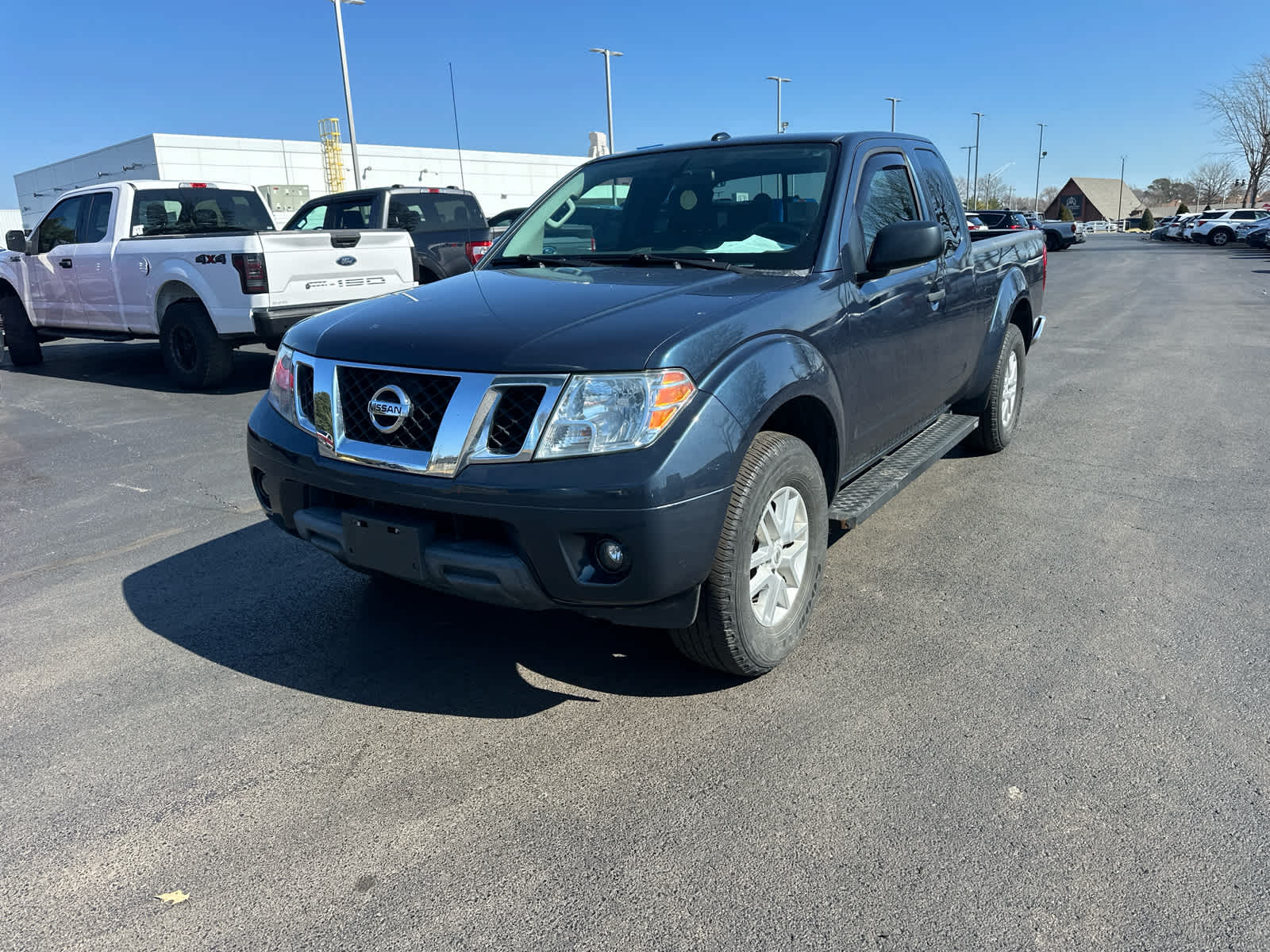 2016 Nissan Frontier SV