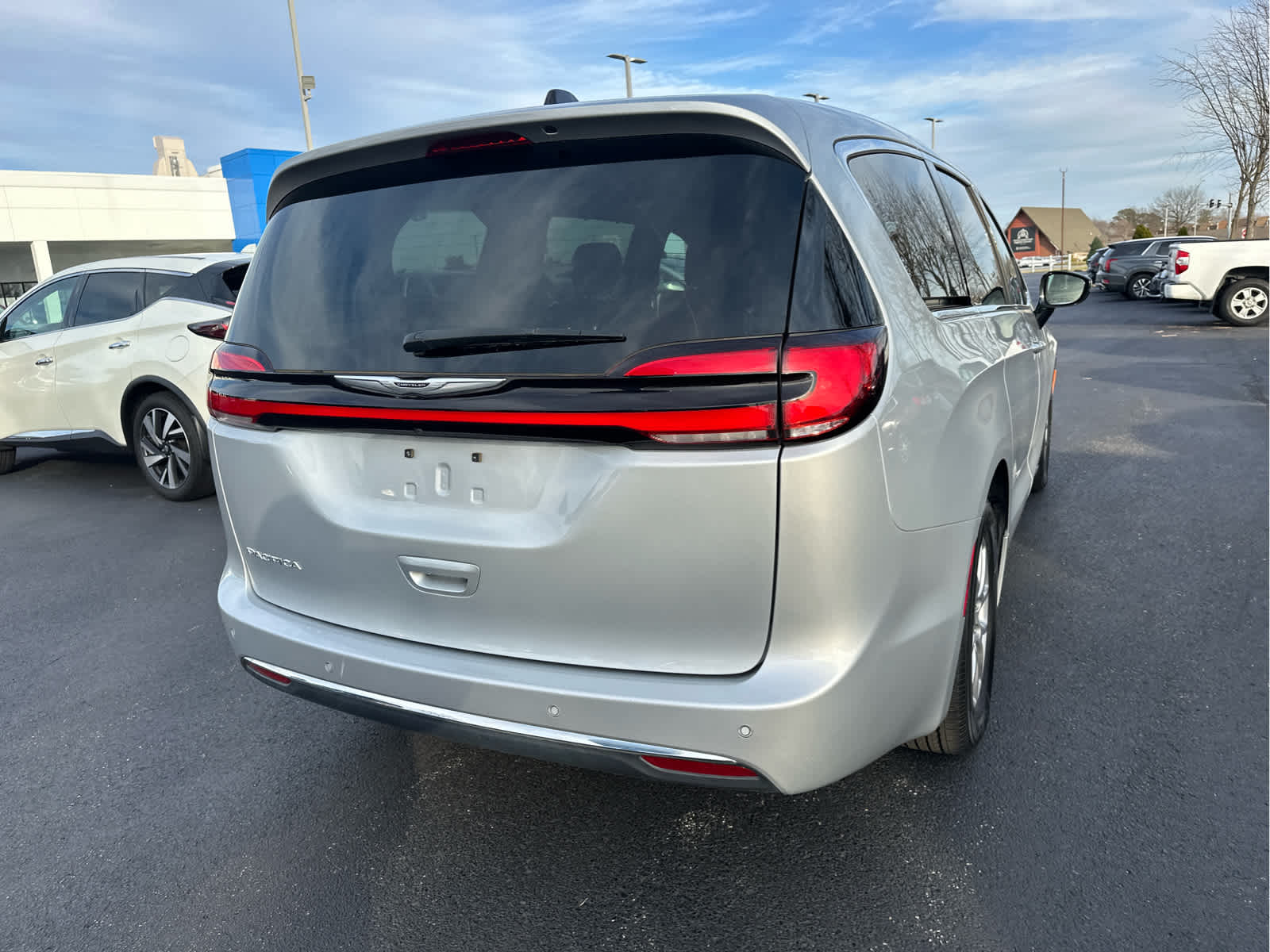 2024 Chrysler Pacifica Touring L