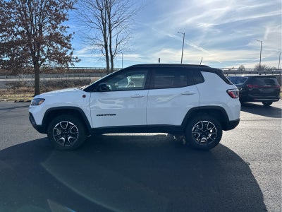 2025 Jeep Compass Trailhawk