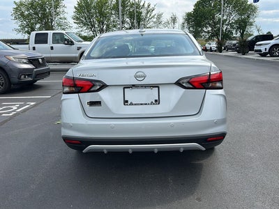 2025 Nissan Versa SV