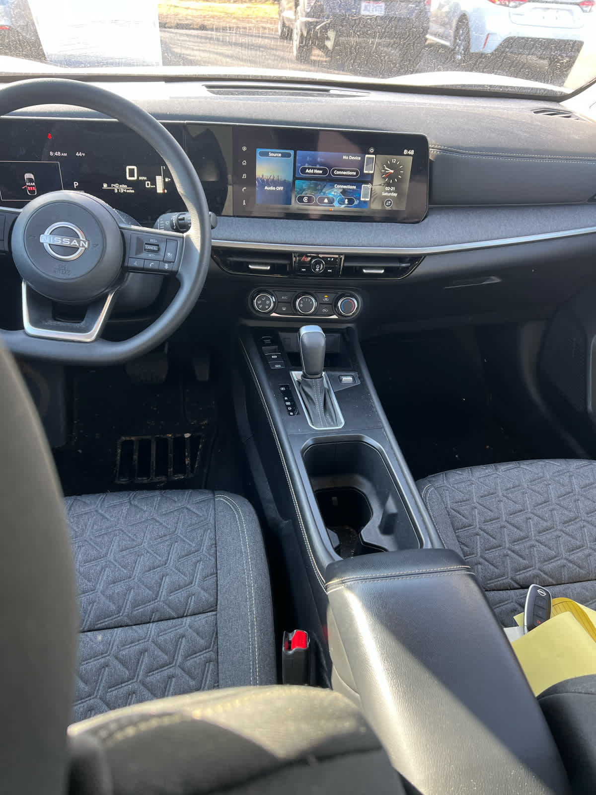 2025 Nissan Kicks SV