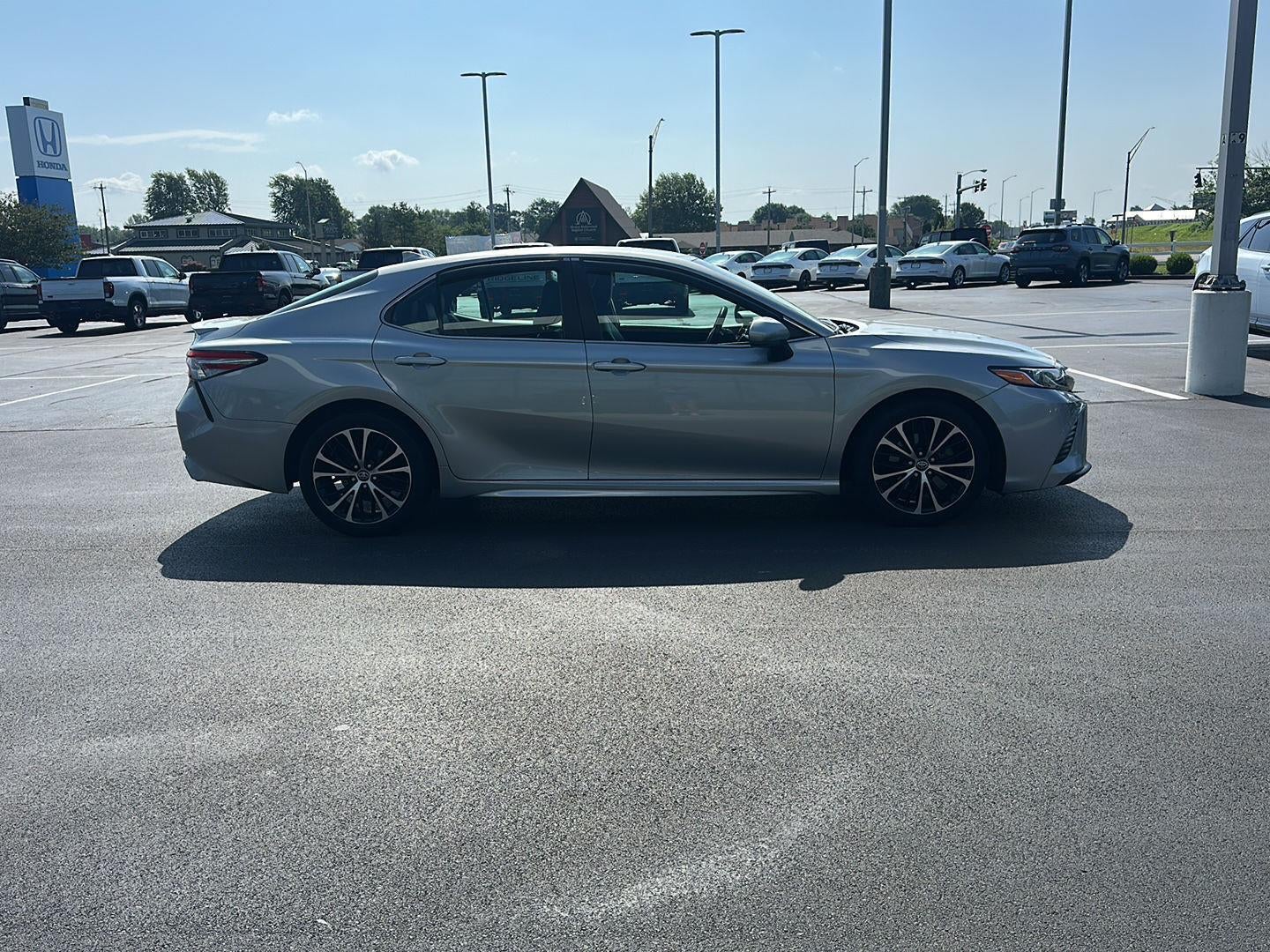 2019 Toyota Camry SE