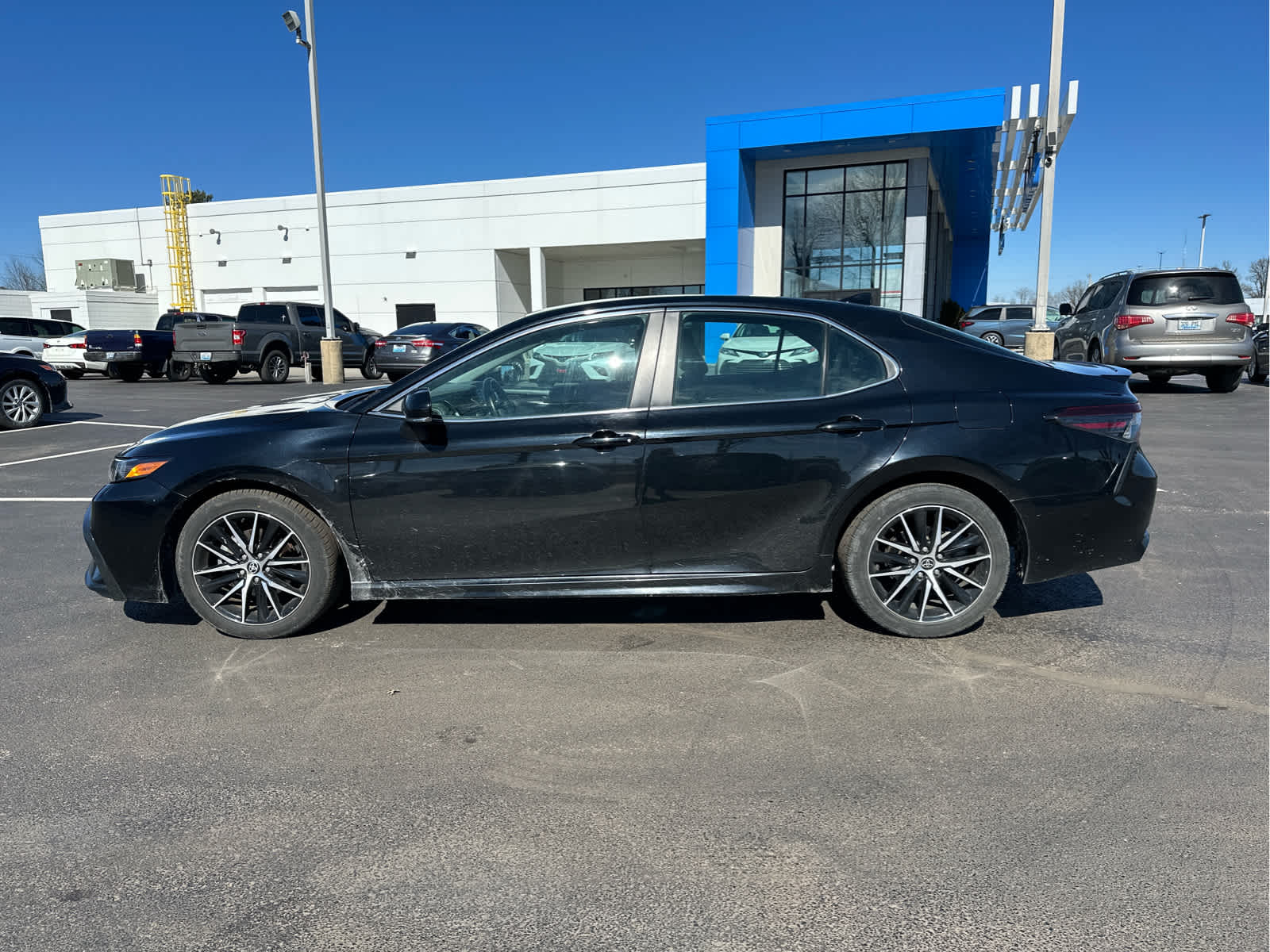 2023 Toyota Camry SE