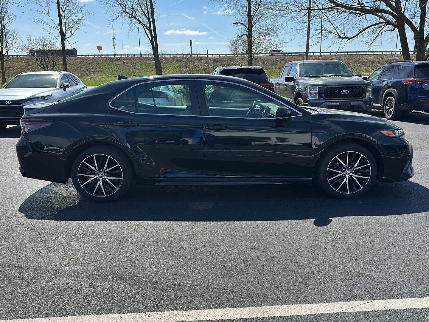 2024 Toyota Camry SE