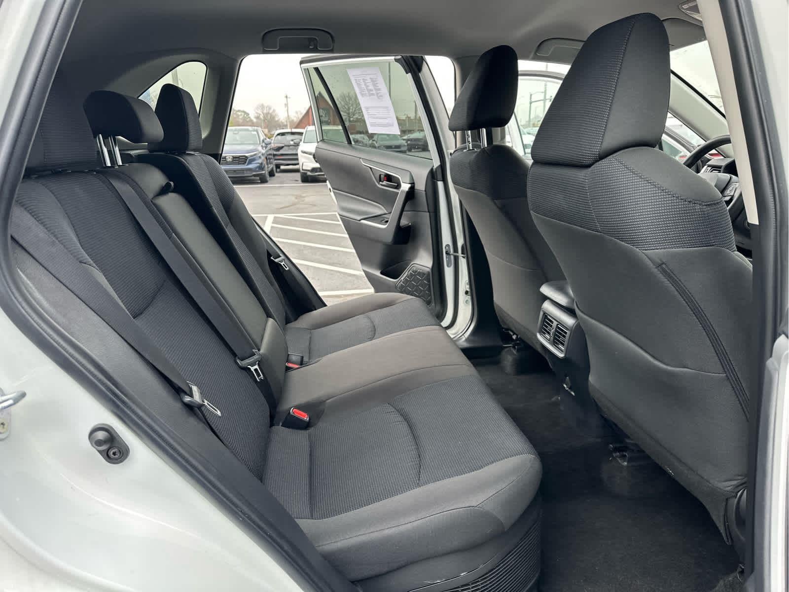 2025 TOYOTA TRUCK RAV4 HYBRID LE