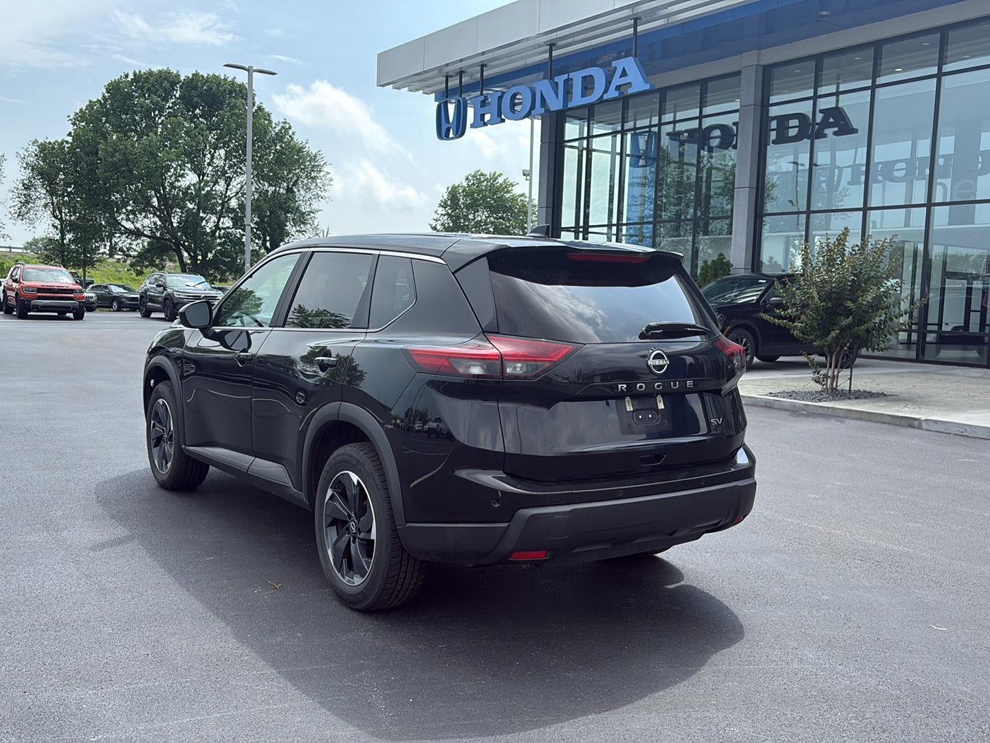 2024 Nissan Rogue SV
