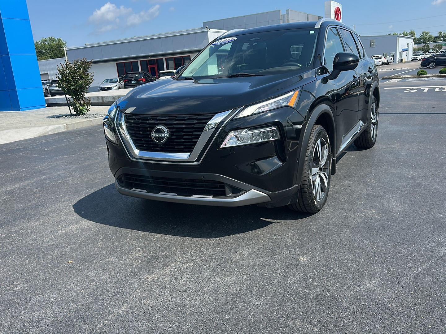 2023 Nissan Rogue SL