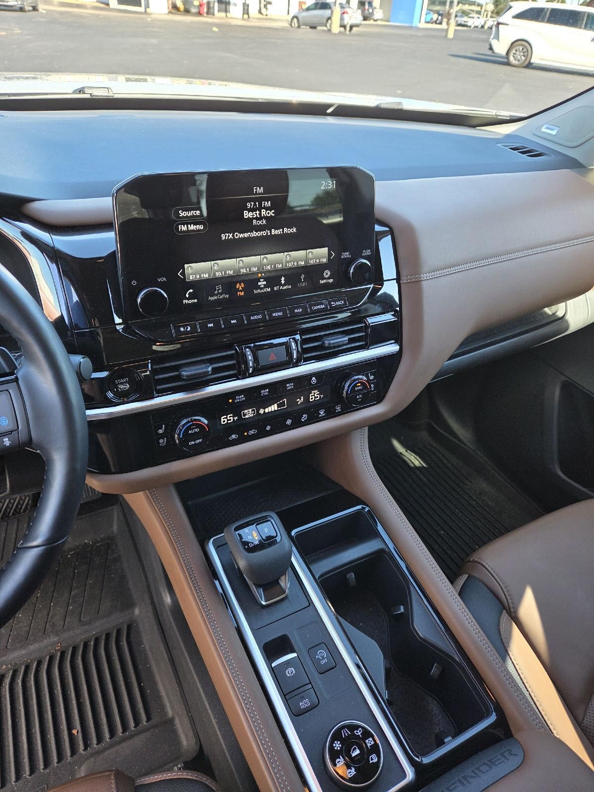 2025 Nissan Pathfinder Platinum
