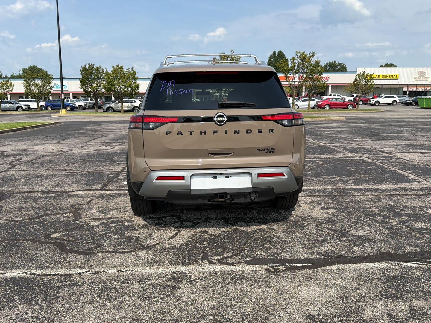 2024 Nissan Pathfinder Platinum