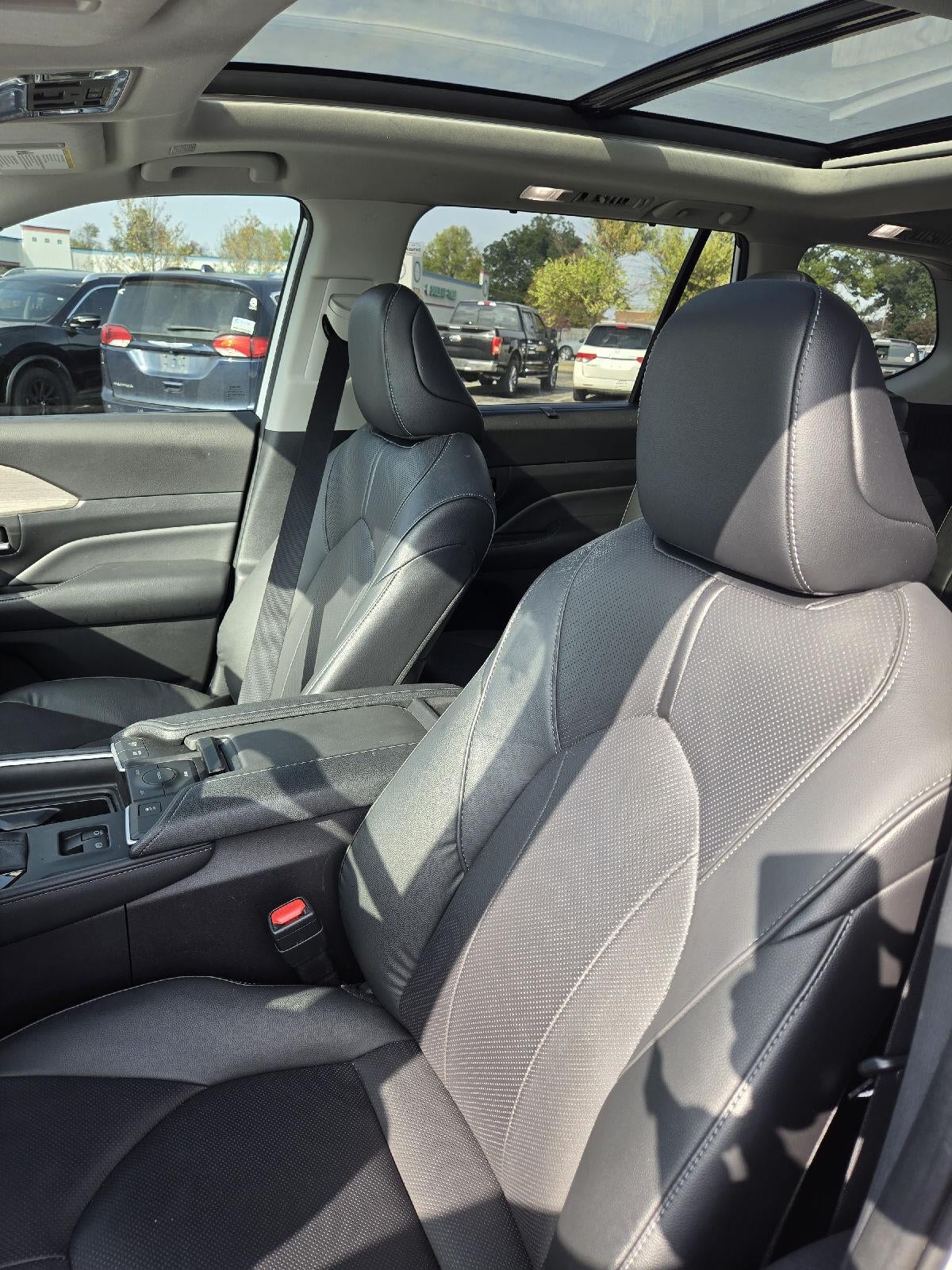 2025 TOYOTA TRUCK GRAND HIGHLANDE HYBRID LIMITED