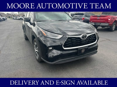 2022 Toyota Highlander XLE