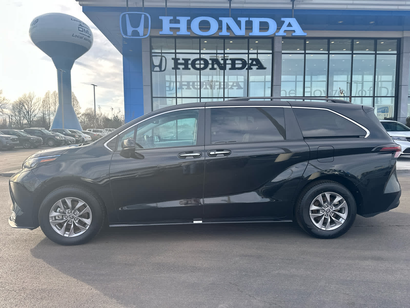 2024 Toyota Sienna XLE