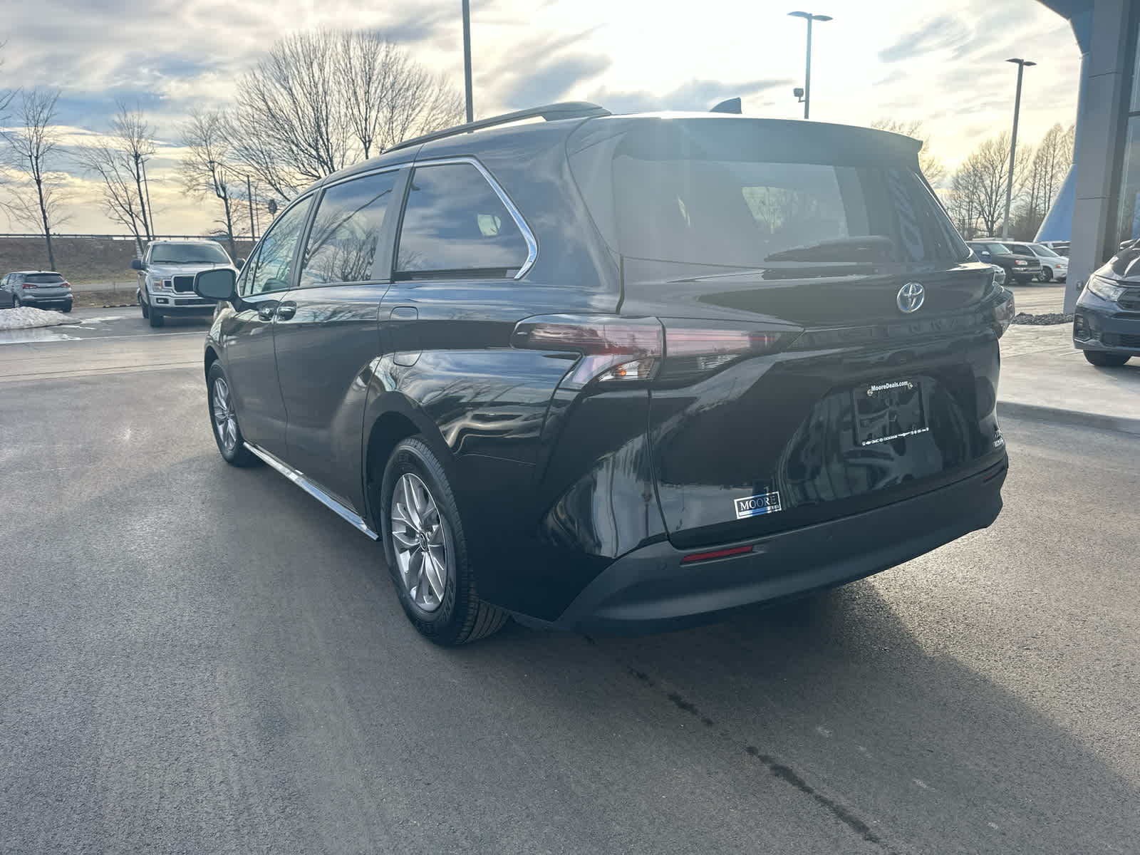 2024 Toyota Sienna XLE