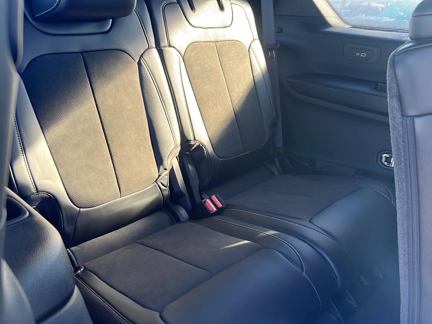 2027 Jeep Grand Cherokee L Laredo Altitude
