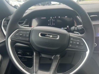 2026 Jeep Grand Cherokee L Laredo Altitude