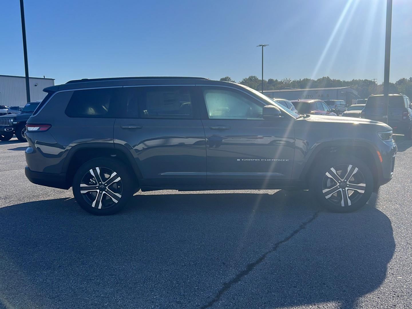 2027 Jeep Grand Cherokee L Limited