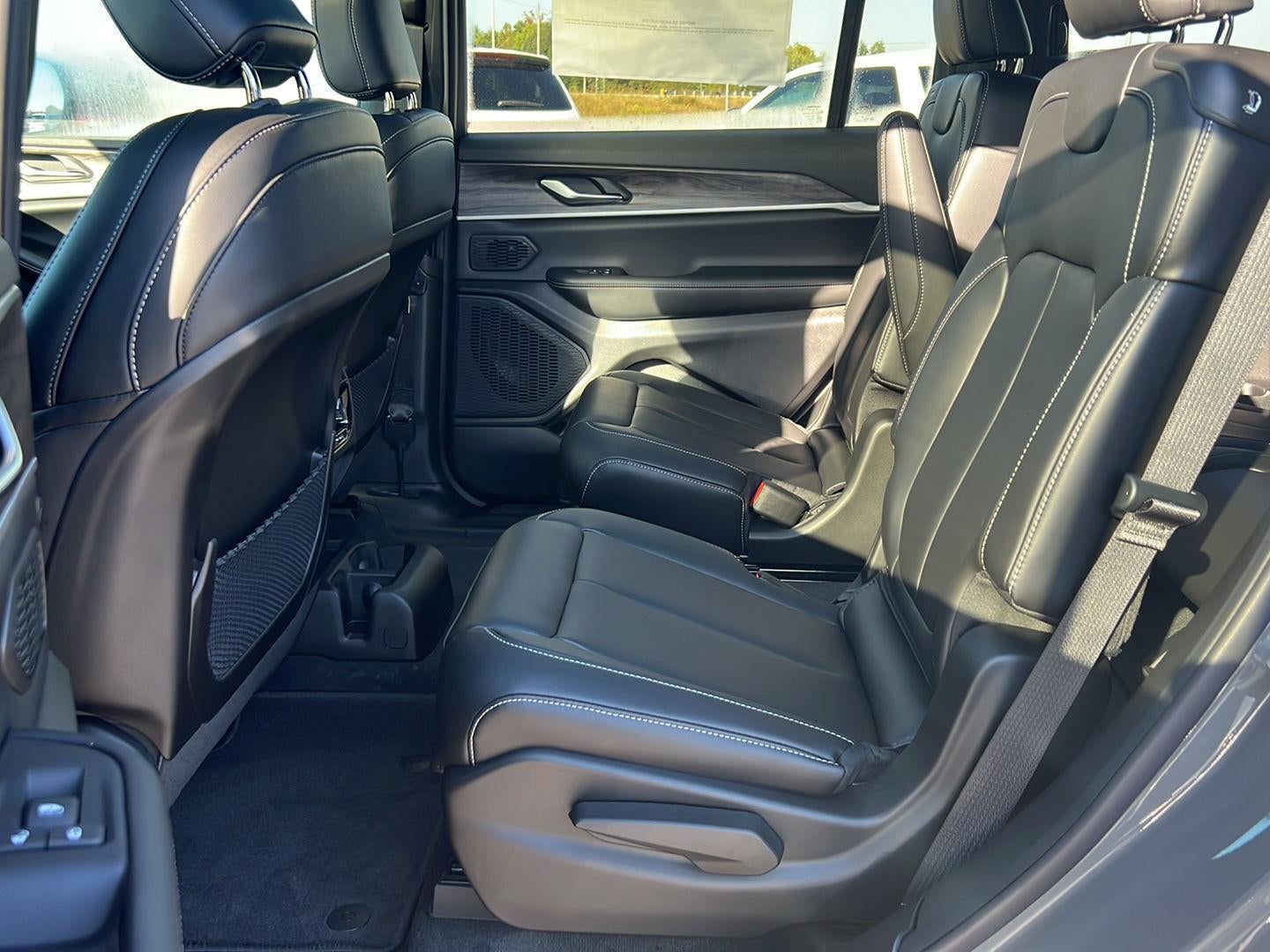 2027 Jeep Grand Cherokee L Limited
