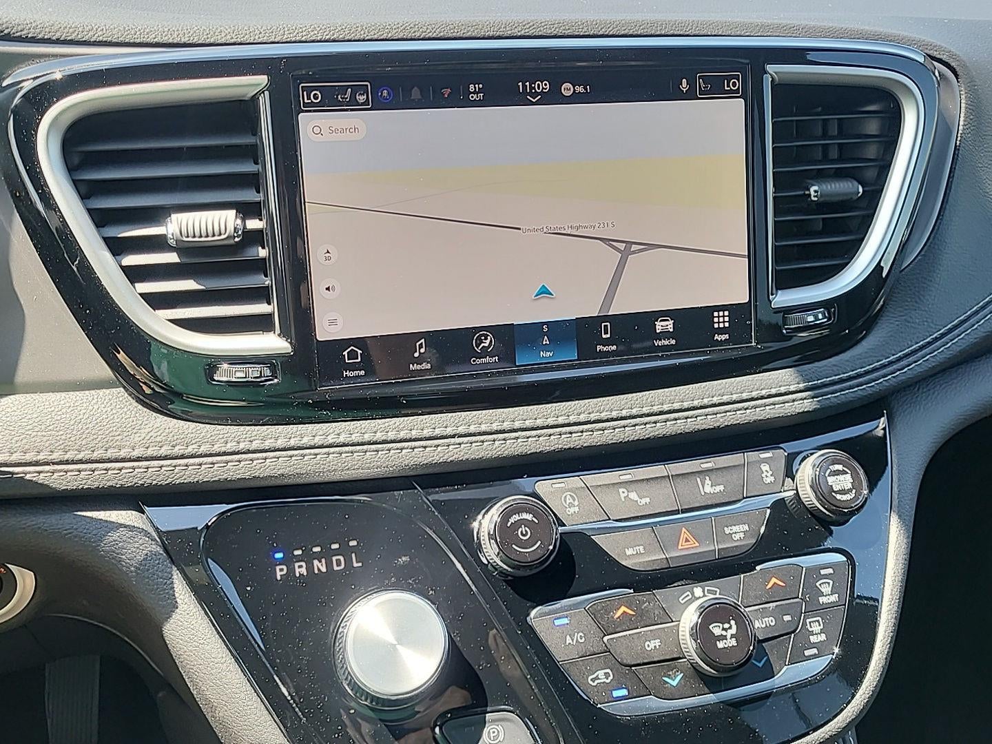 2027 Chrysler Pacifica Limited