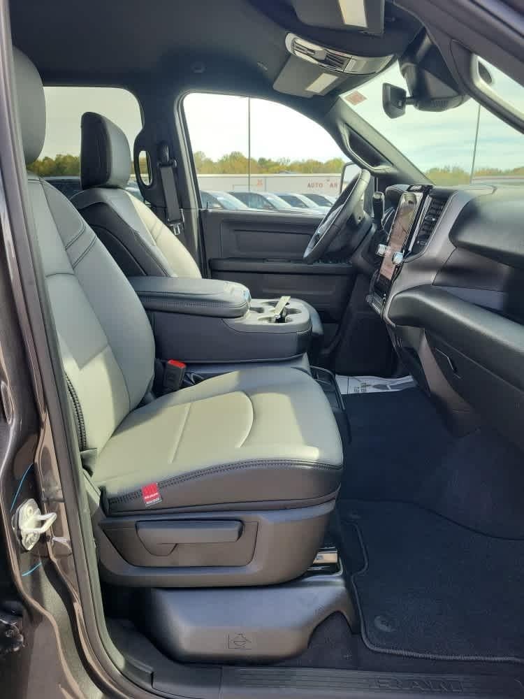 2026 RAM 2500 Tradesman - Photo 11
